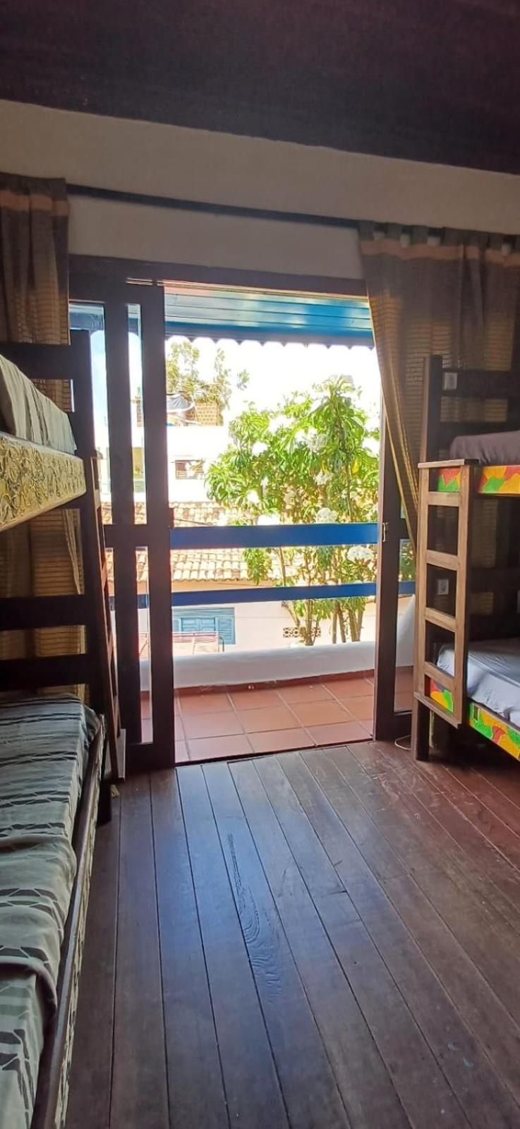Ganesha Hostel Praia de Pipa エクステリア 写真